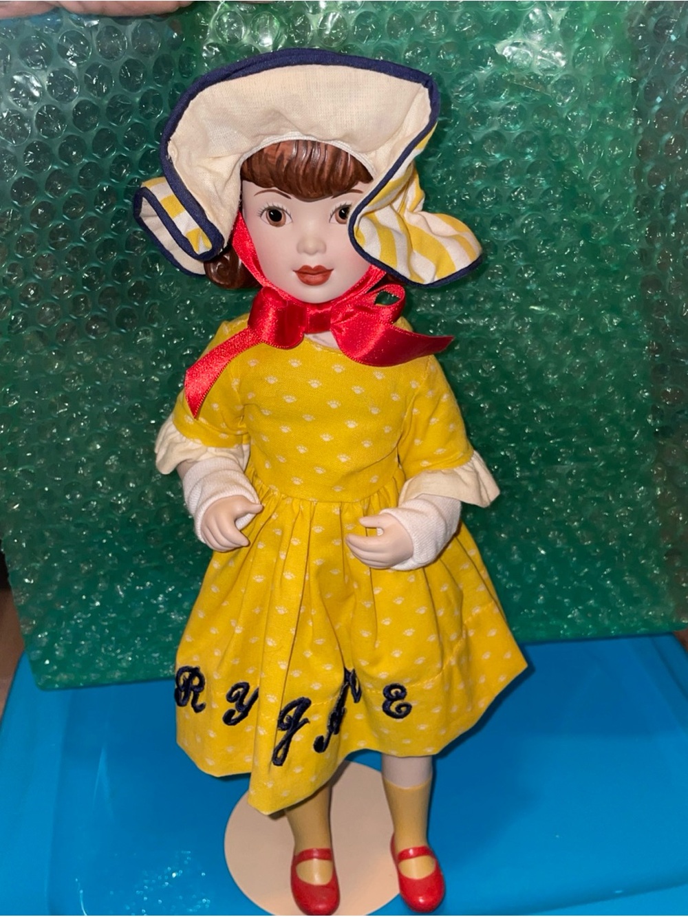 Franklin Heirloom - Country Store Mary Jane Girl - Doll w/ Stand